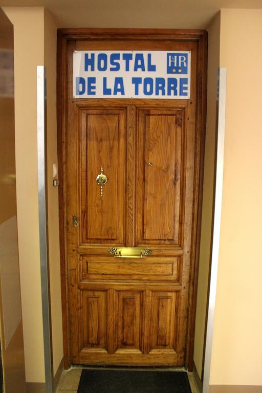 Hostal De La Torre Hostal Economico Вальядолид Экстерьер фото